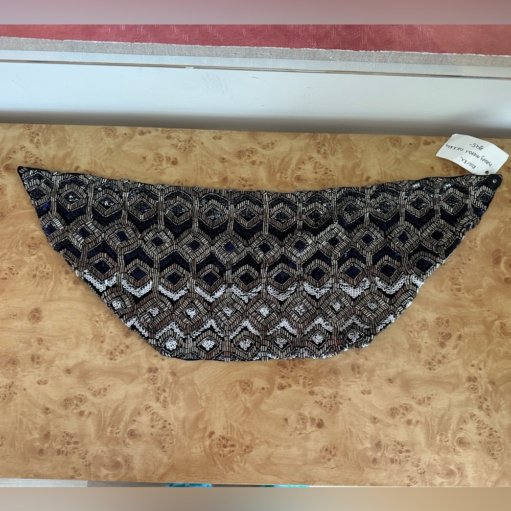 Roark Geometric Navy and Silver Necklace